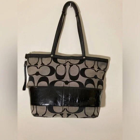 COACH signature stripe No. 12429
SHOULDERBAG tote VNTG and wallet - Picture 2 of 16